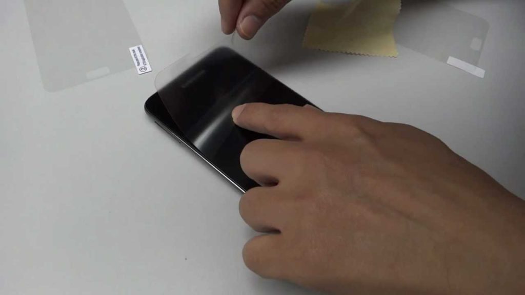 Advantages and Disadvantages of AntiGlare Screen Protector