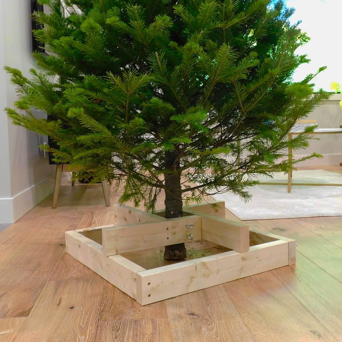 How To Make Your Own Christmas Tree Stand At Home Live Enhanced