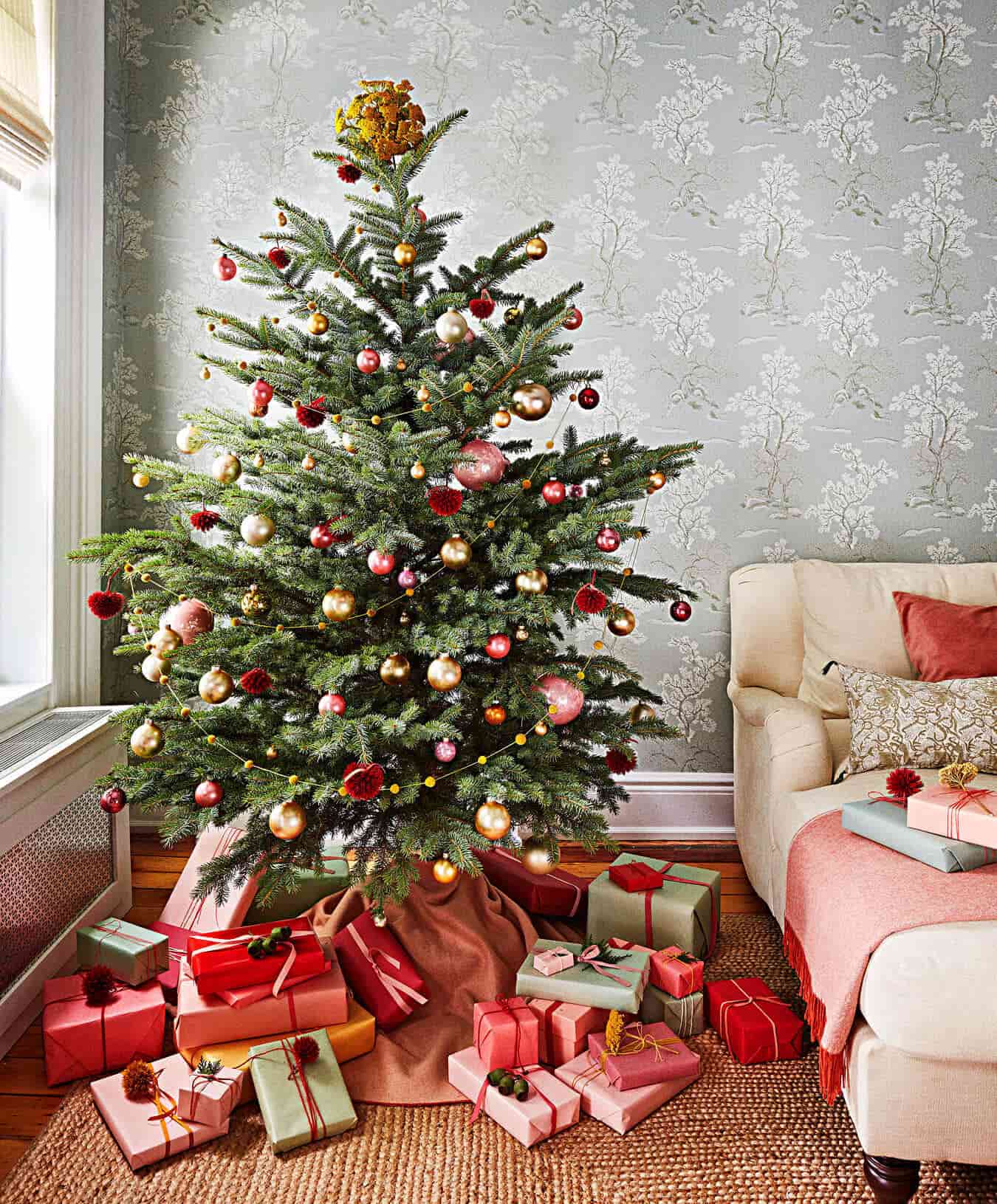 Christmas Tree Safety Tips and Ideas