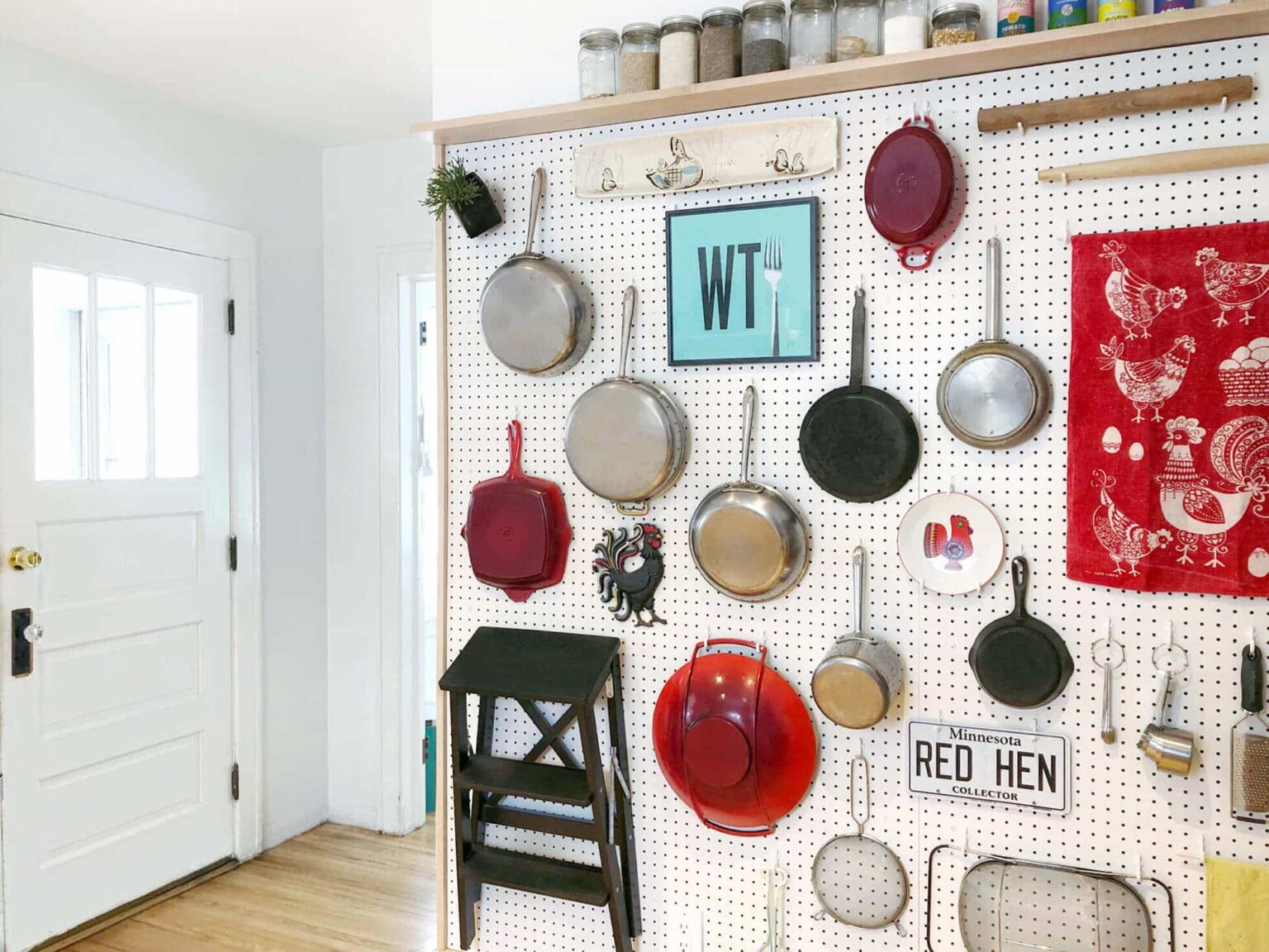 14 Smart Ways of How to Use Pegboard at Home Live Enhanced