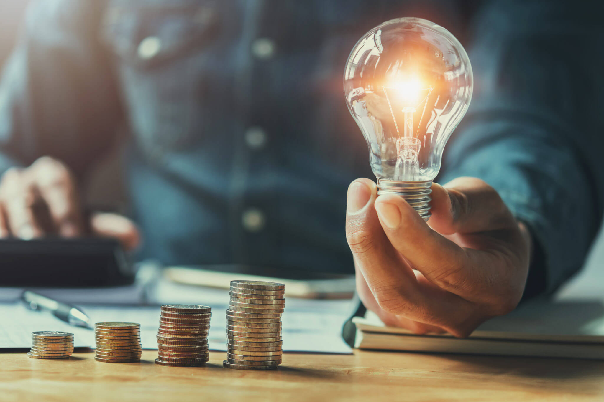 How To Save Money On Electric Bills - Live Enhanced