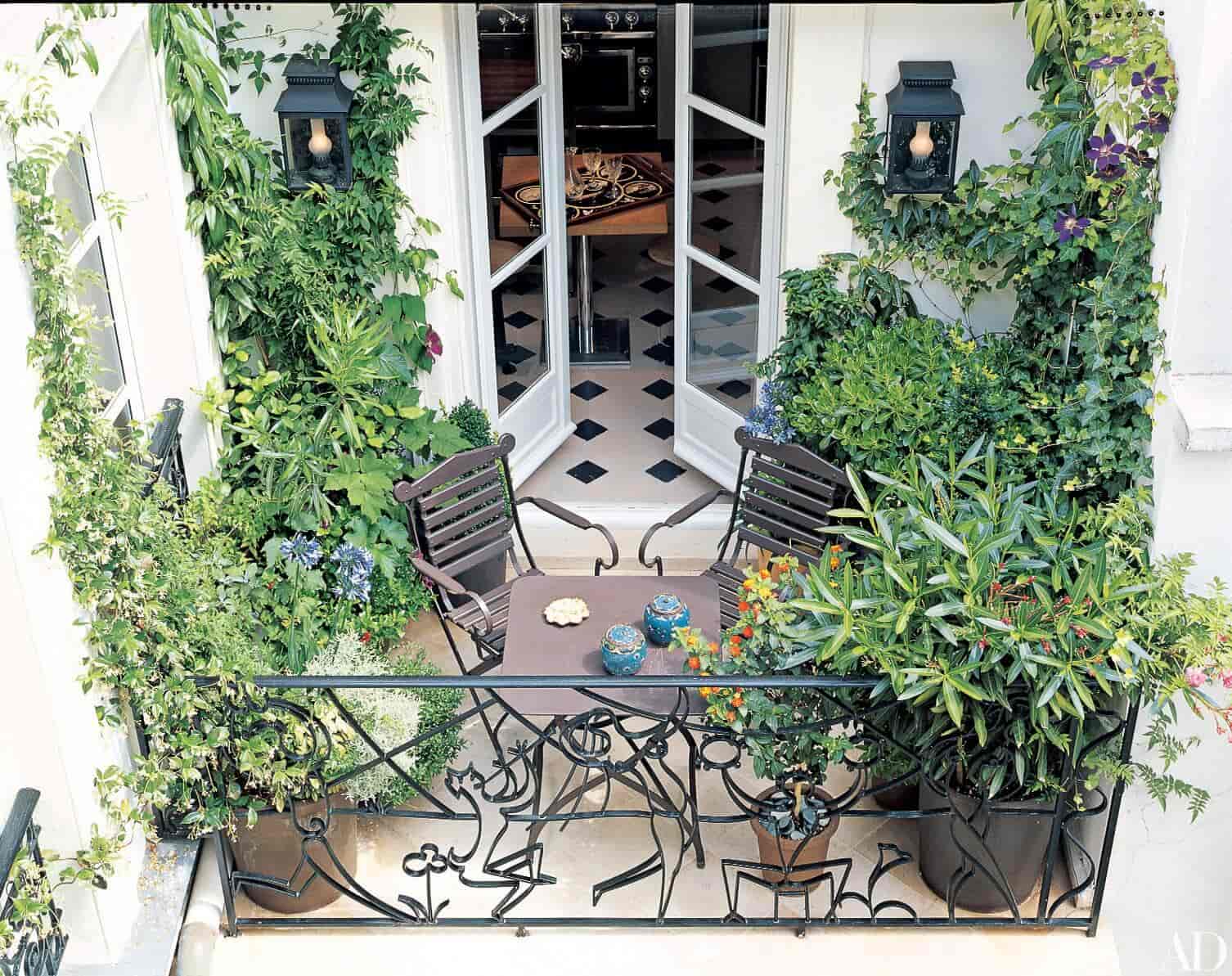 Balcony or Small Garden decoration