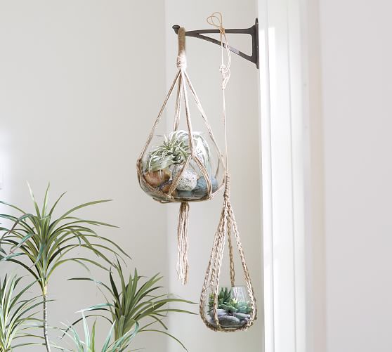 DIY plant hanger 