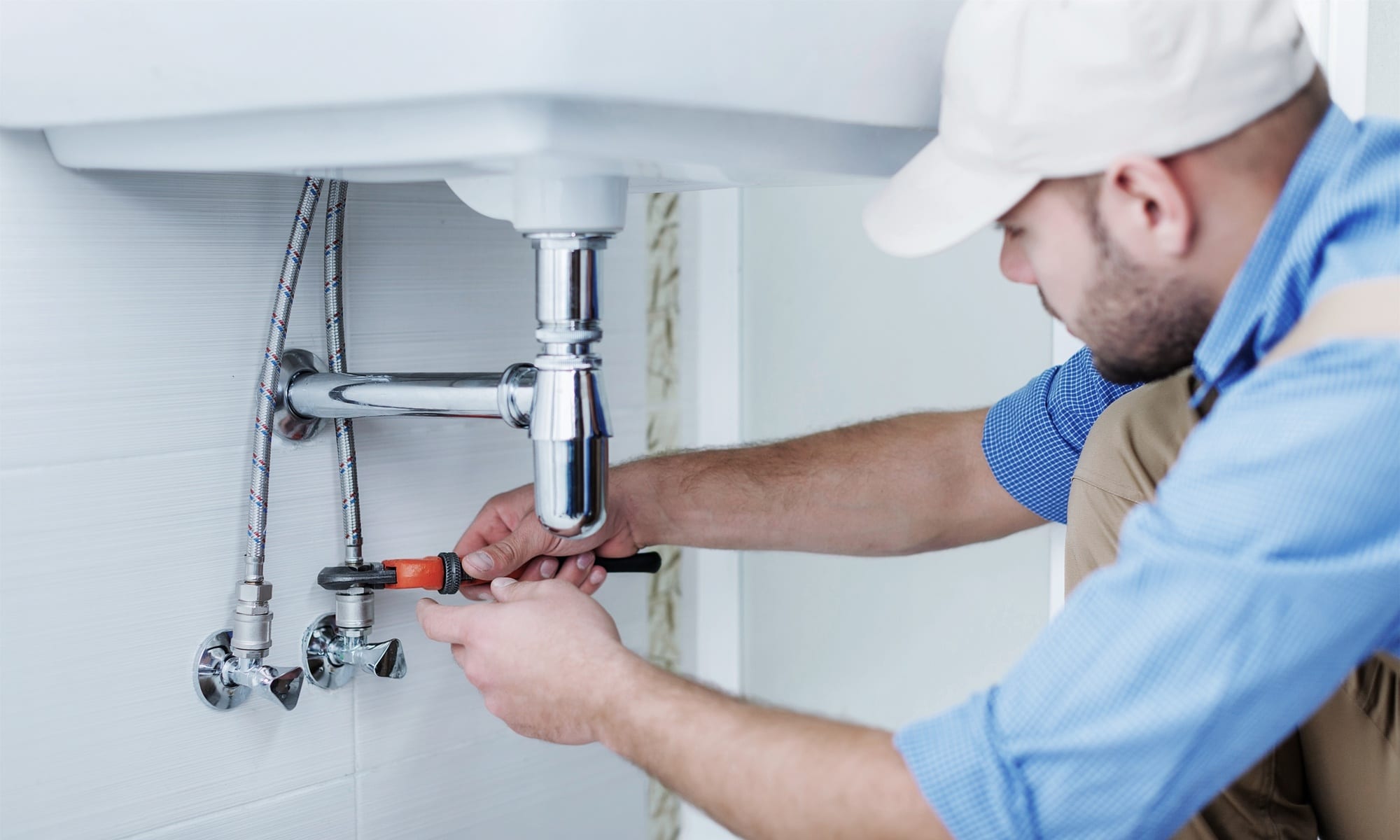 Avoid DIY For Emergency Plumbing Situations 