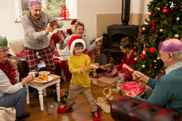 39+ Fun Christmas Party Games For Large Group 2021