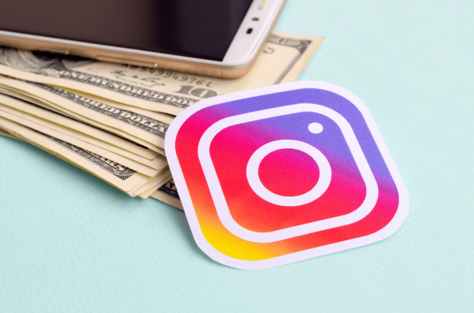 Earn More Than $10000 Dollars Through Instagram 