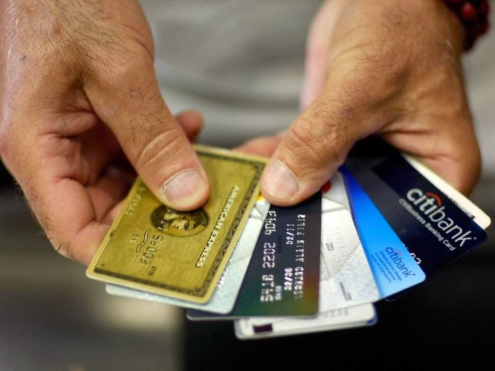 How Many Credit Cards Should You Have 