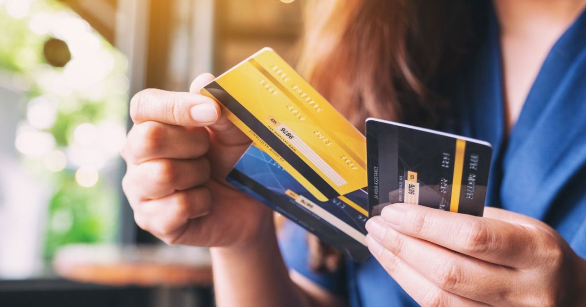 How Many Credit Cards Should You Have 
