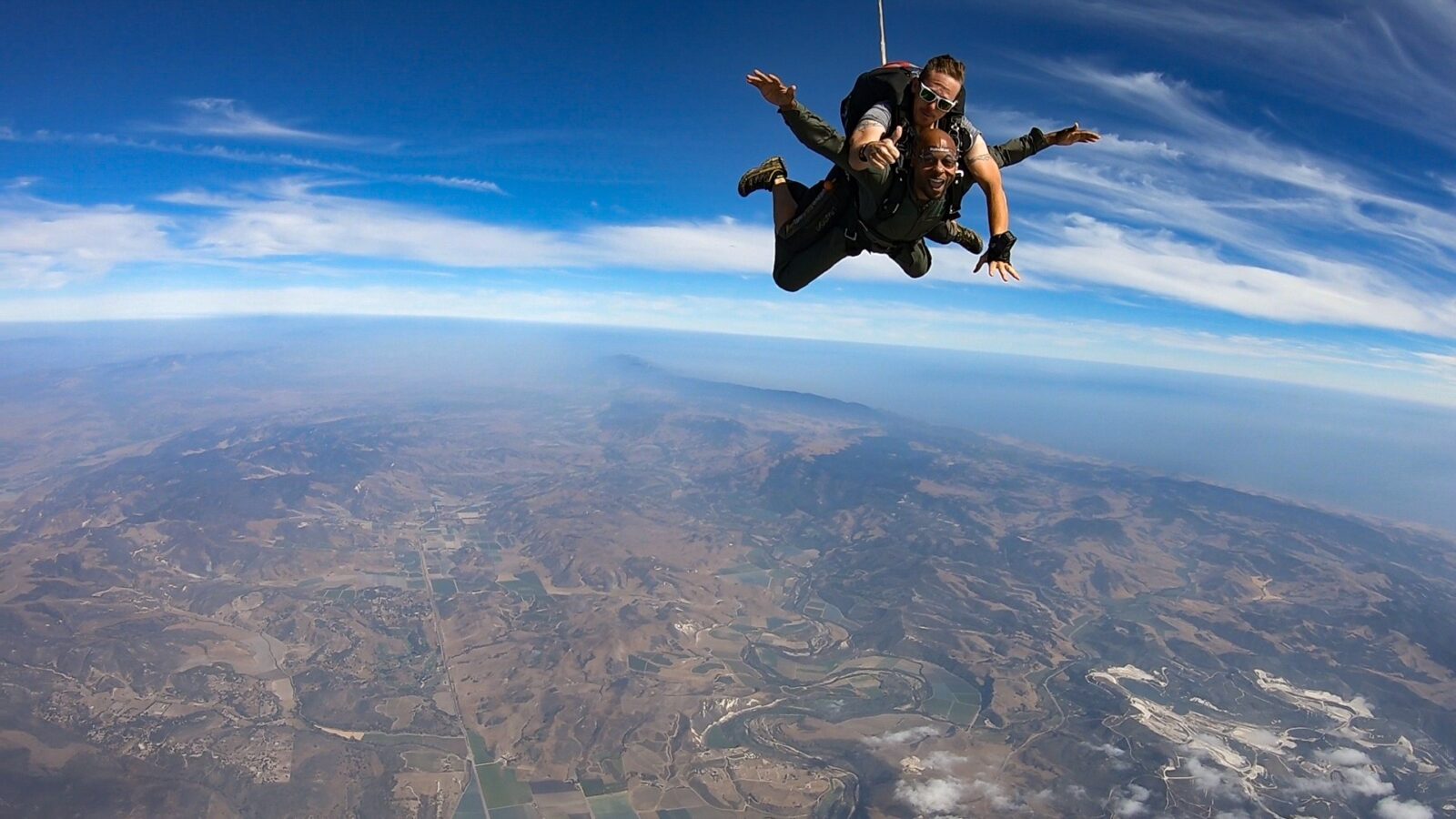 sky diving places 