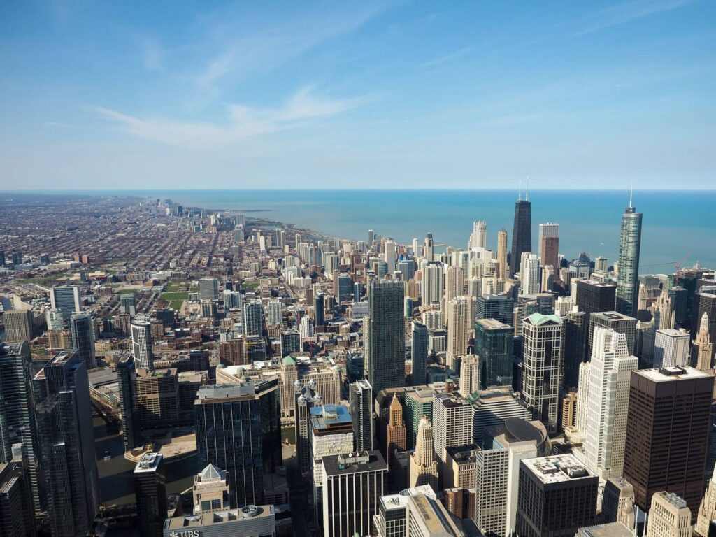 360 Chicago Vs Skydeck: Who’s Going To Win! - Live Enhanced