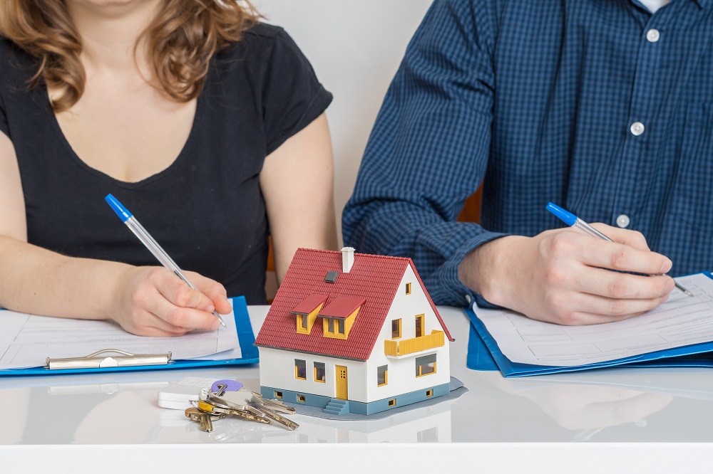 Calculate a House Buyout In a Divorce 