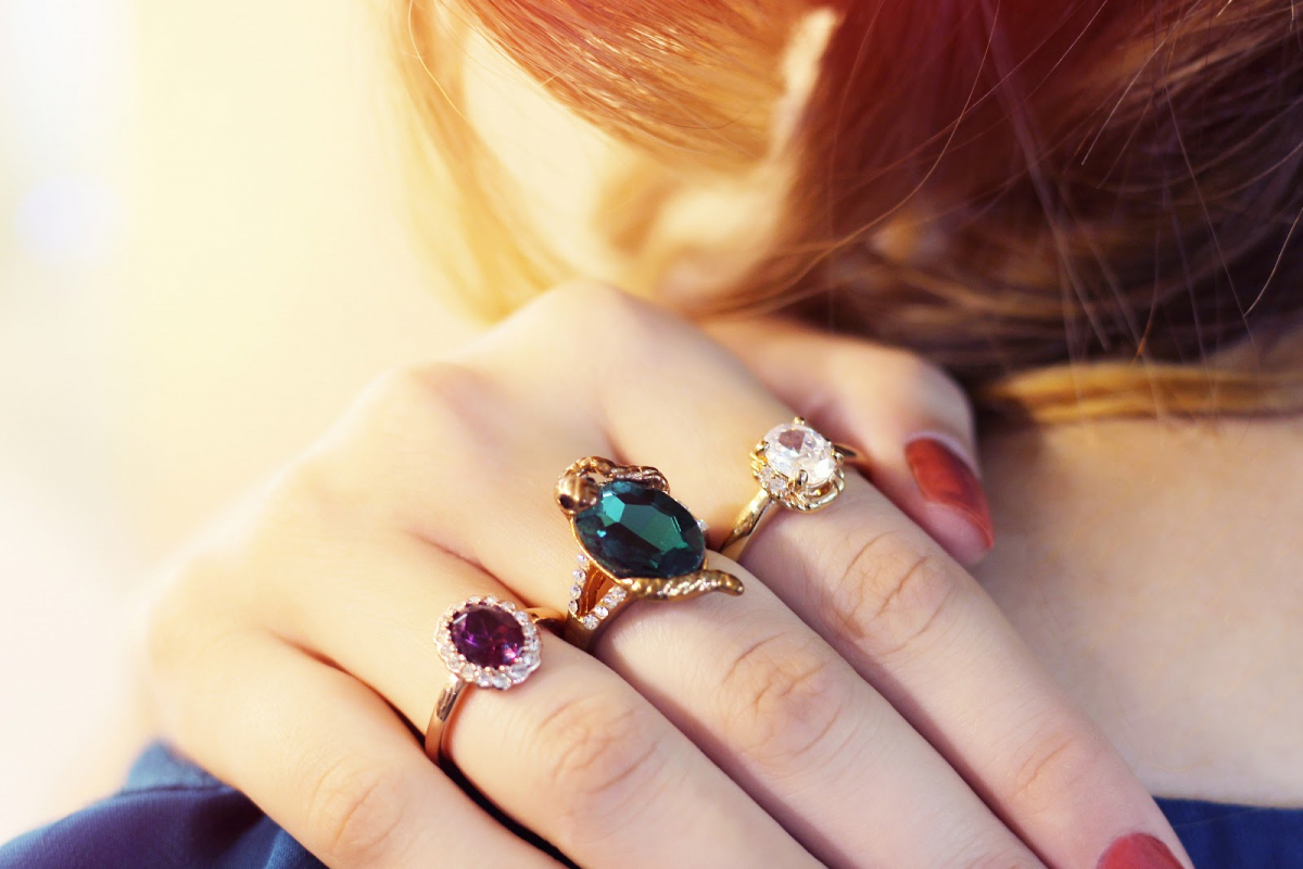 Gemstone jewelry for Woman 