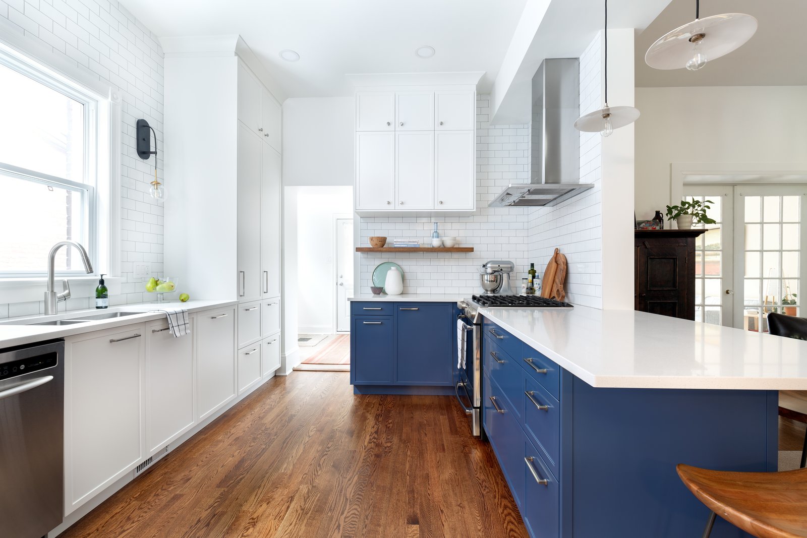 Update Your Old Kitchen Cabinets