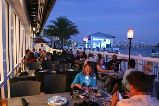 Best Beach Restaurant in Clearwater Beach 