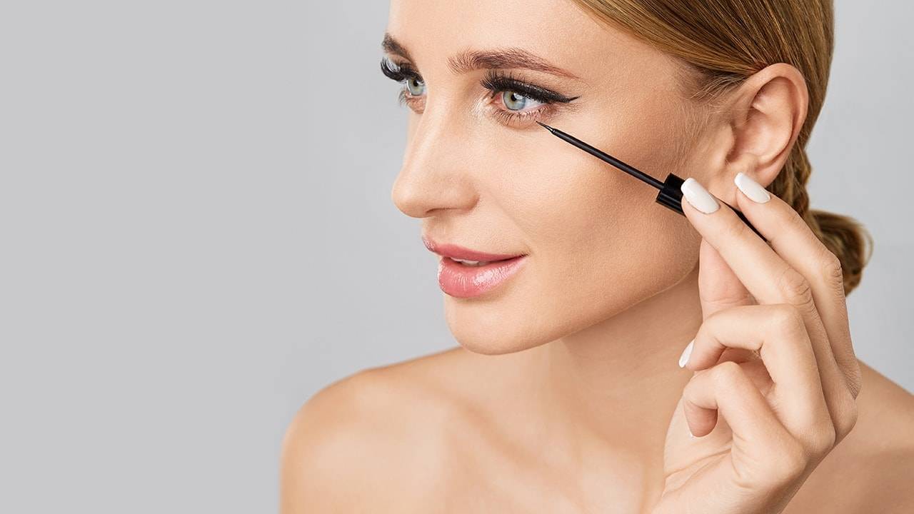 How to Applying Liquid Makeup Products - Live Enhanced