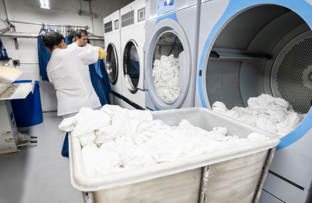 Commercial Laundry Service 