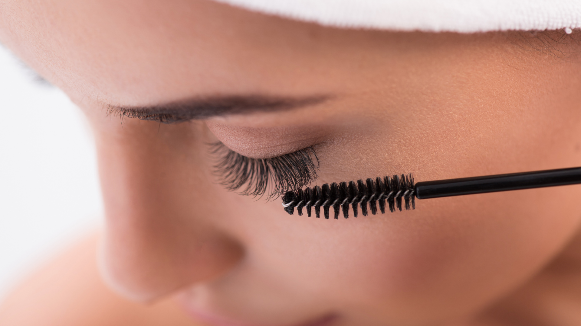 Make Eyelash Extensions Last Longer 