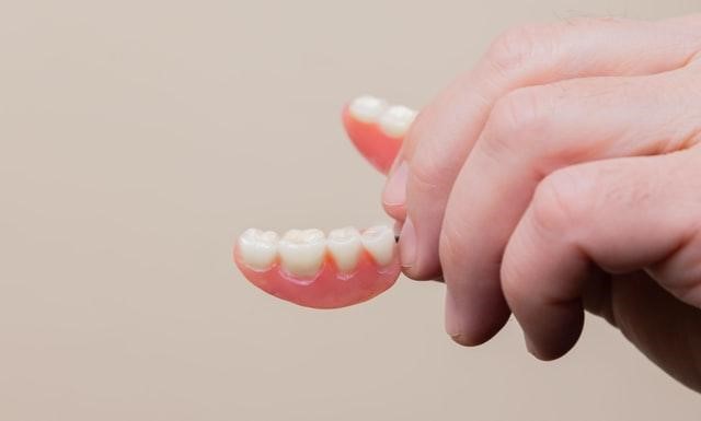 Tips For Extending Comfort and Longevity Of Dentures 