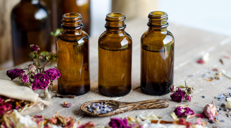 Benefits of Natural Products Over Synthetic Ones