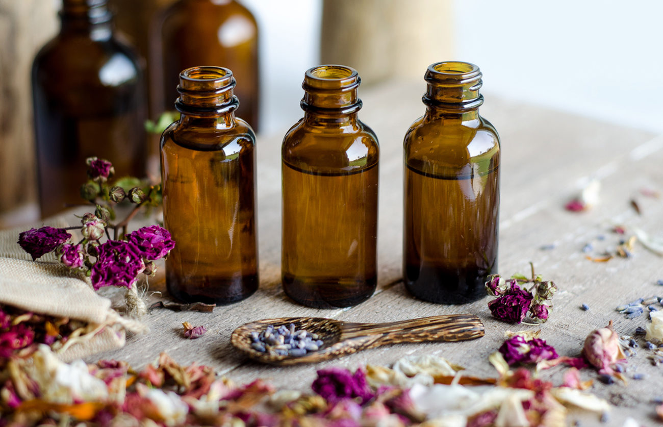 Benefits of Natural Products Over Synthetic Ones 