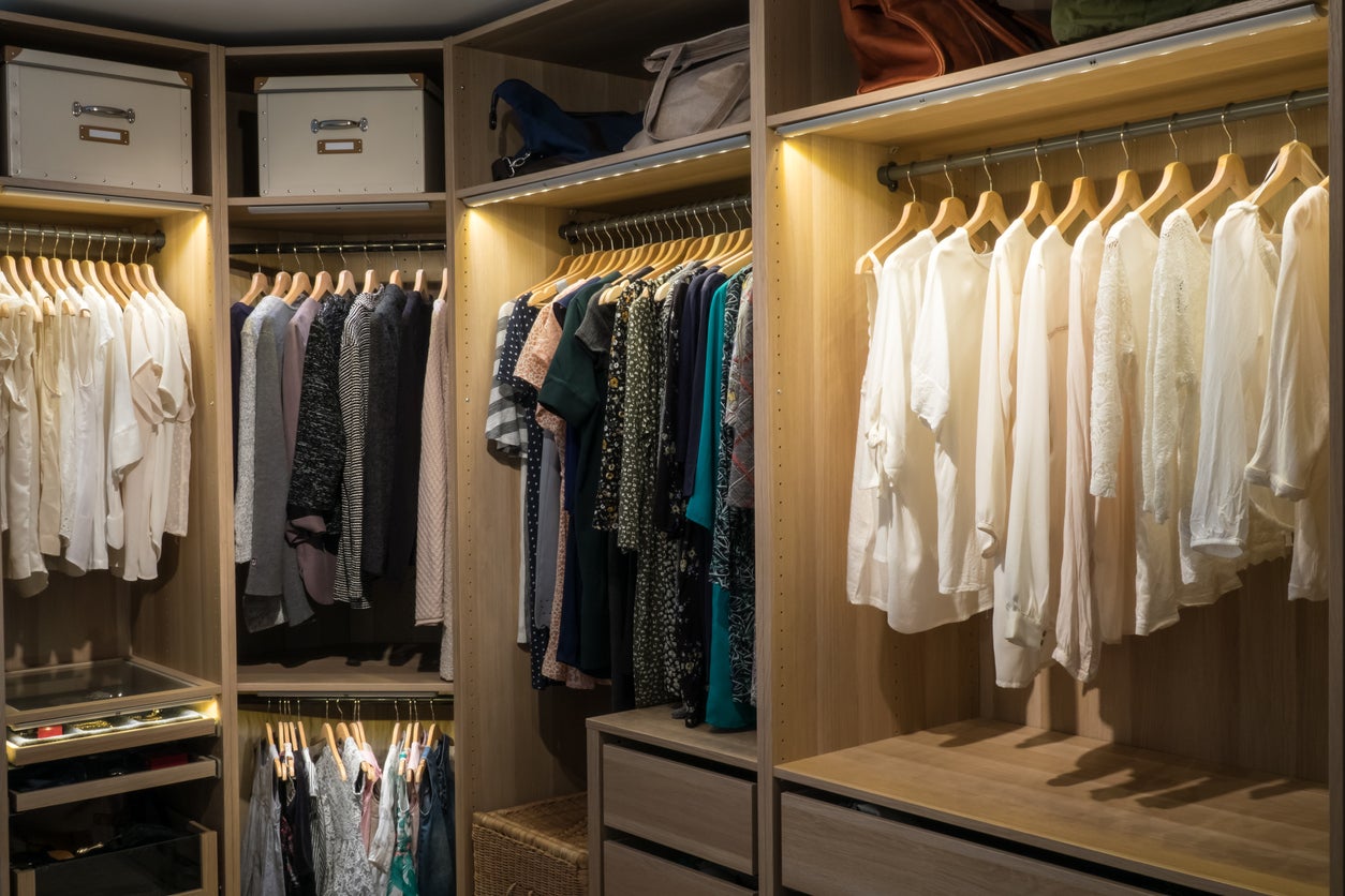 Stunning Closet Lighting Ideas 