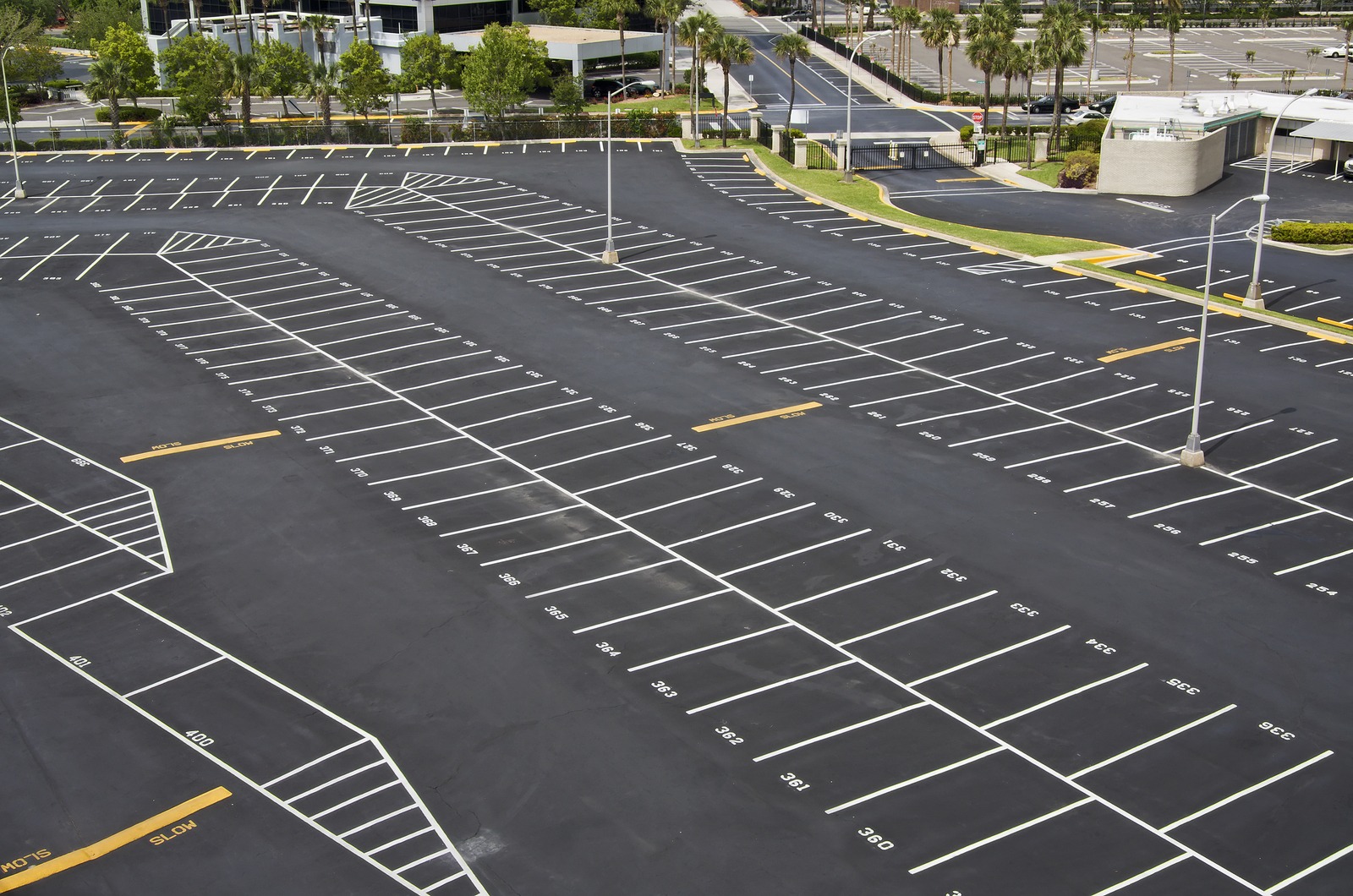 Asphalt Paving for Commercial Parking Lots 