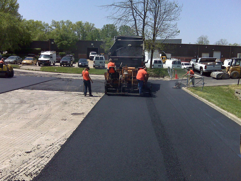 Asphalt Paving for Commercial Parking Lots 