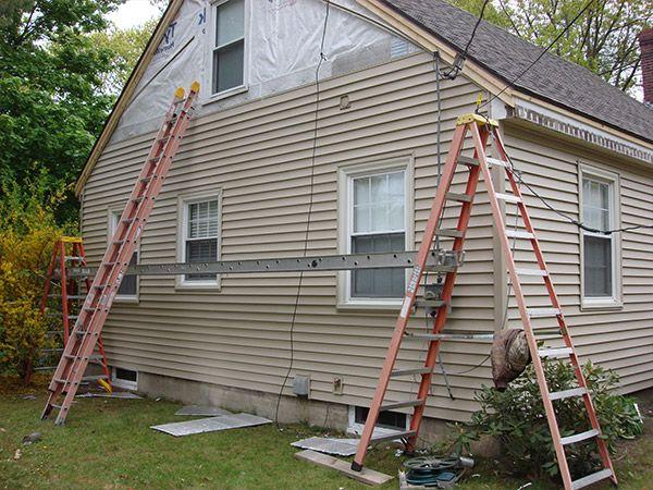 Vinyl Siding Repair 