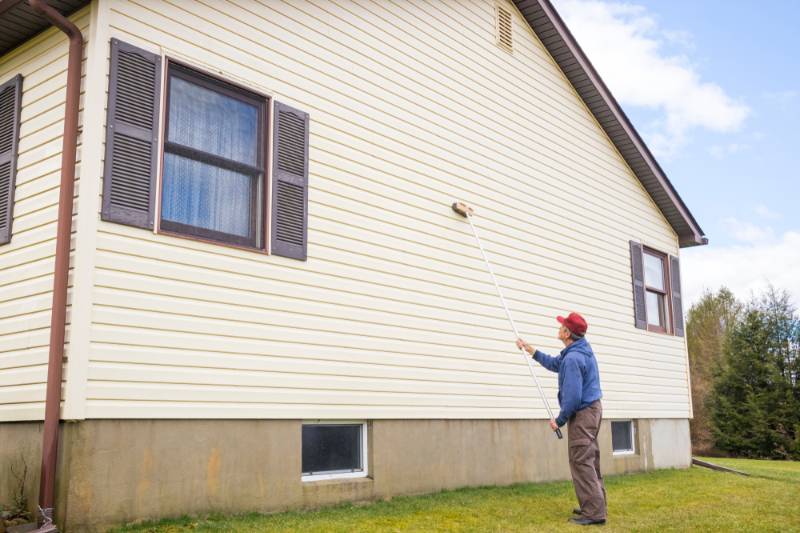 Vinyl Siding Repair 