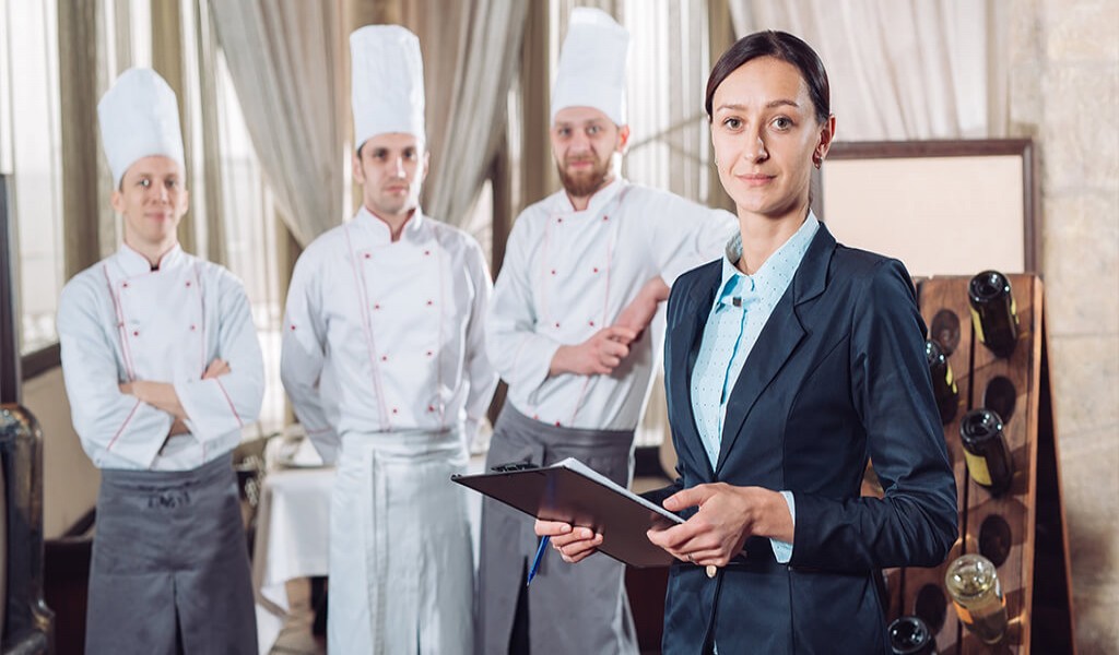 6 Reasons to Consider a Career in the Hotel Industry