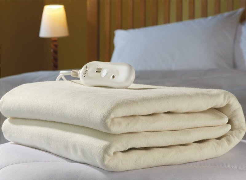 Electric Blankets To Keep You Warm 