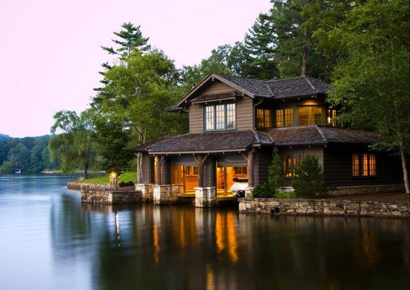 Lakehouse 