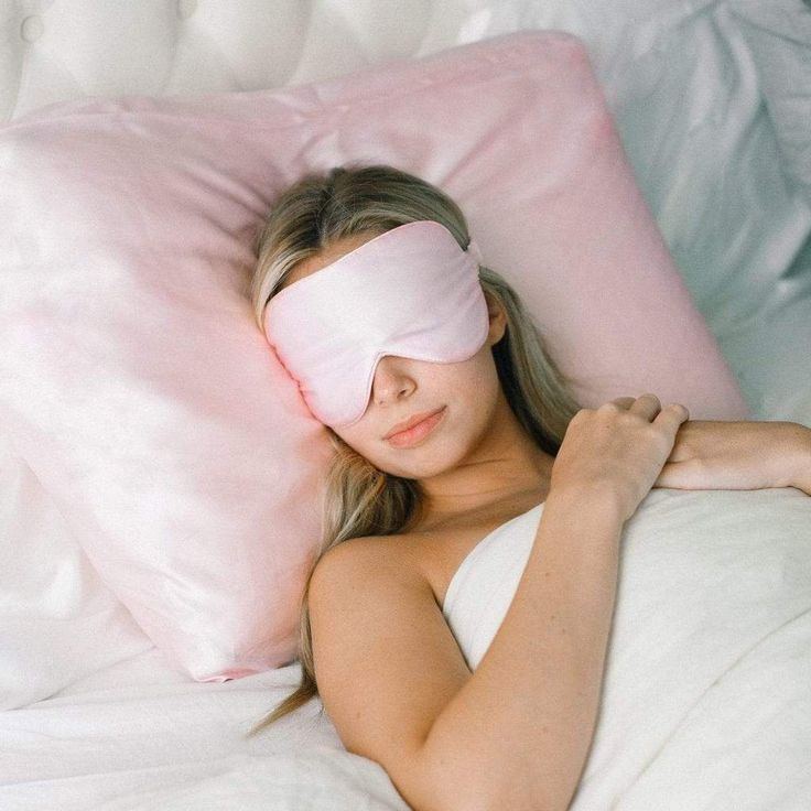 Benefits Of Sleeping With An Eye Mask 