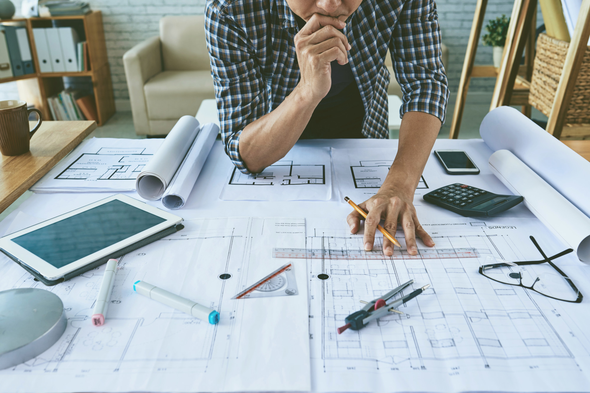 Factors to Consider Before Hiring an Architect 