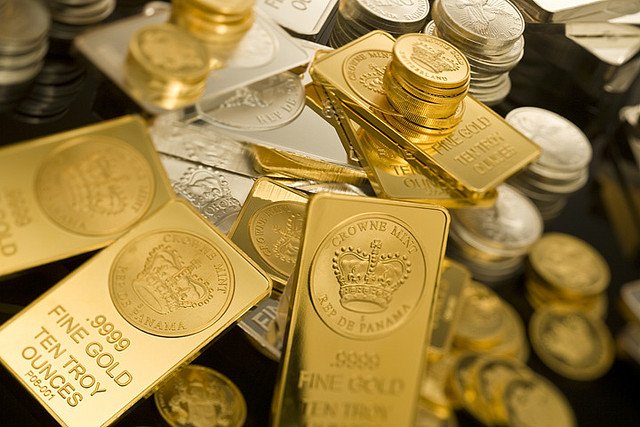 Silver Vs. Gold- Which Should You Invest In