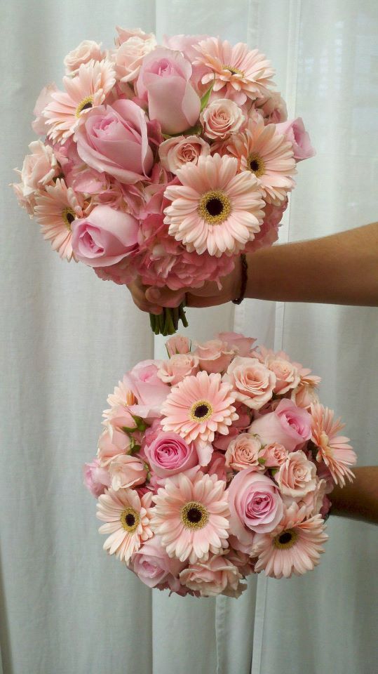 Summer bridal bouquets