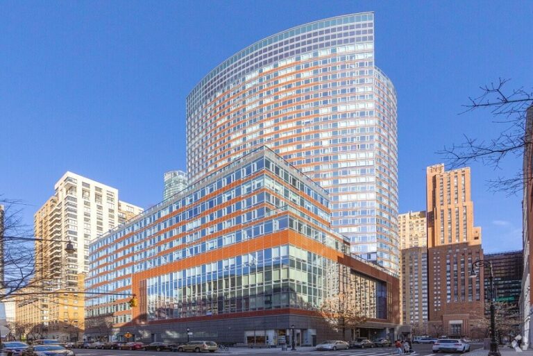 View of Top 25 Sustainable Architecture Examples in USA