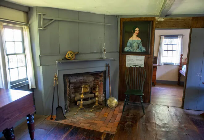 Restored Colorful First Floor Living Room of fairbank Historical house with Fireplace