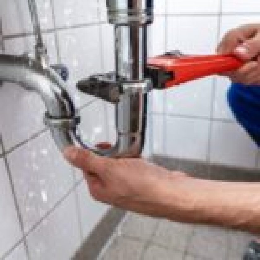 Avoid DIY For Emergency Plumbing Situations