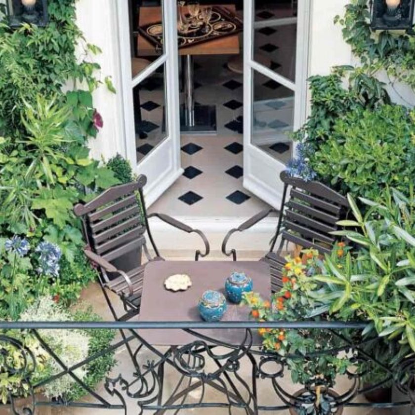 Balcony or Small Garden decoration