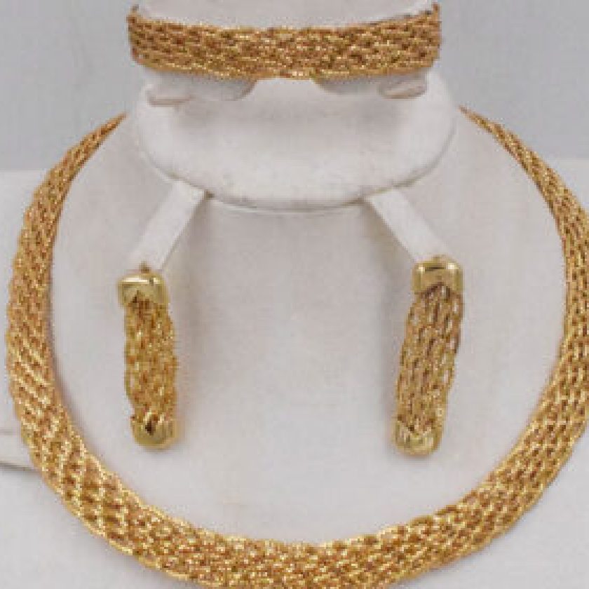Buy Gold Necklace Online