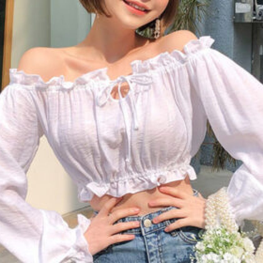 Stylish top for woman