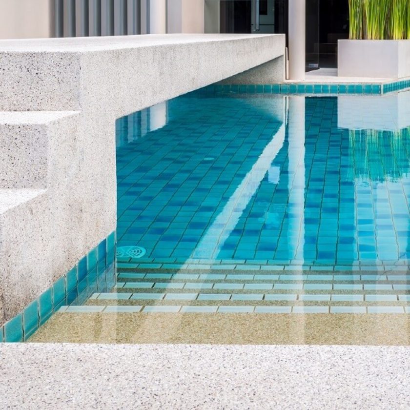 Hire Swimming Pool Contractor