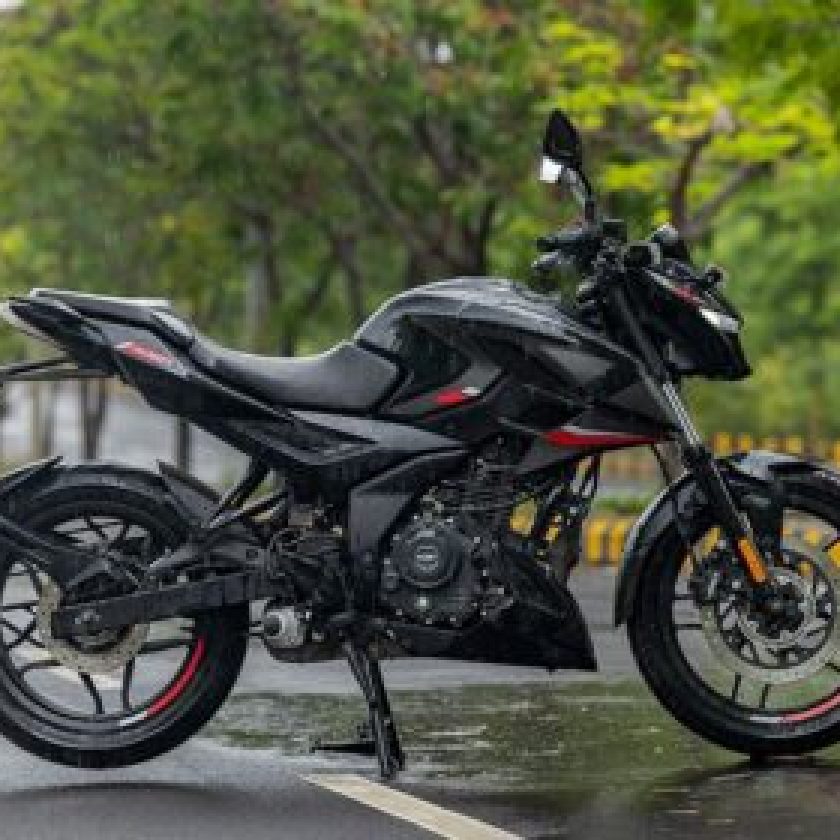 bike Pulsar N160 