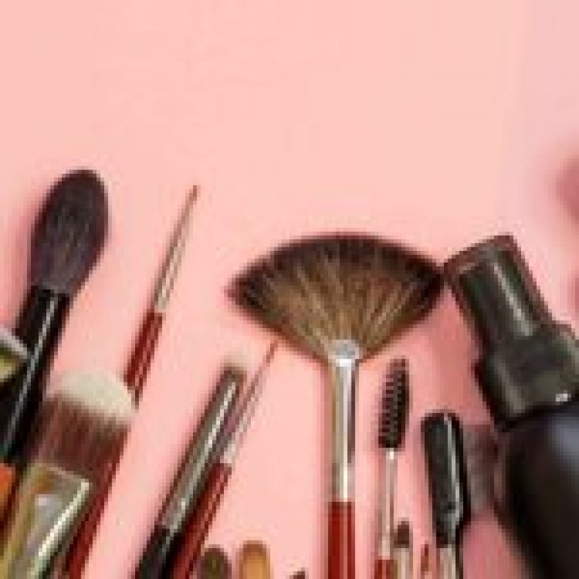 clean makeup tool