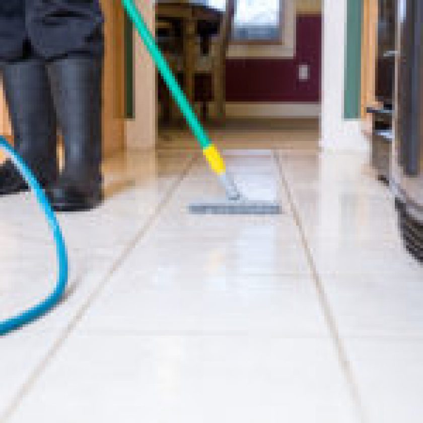 floor scrubing