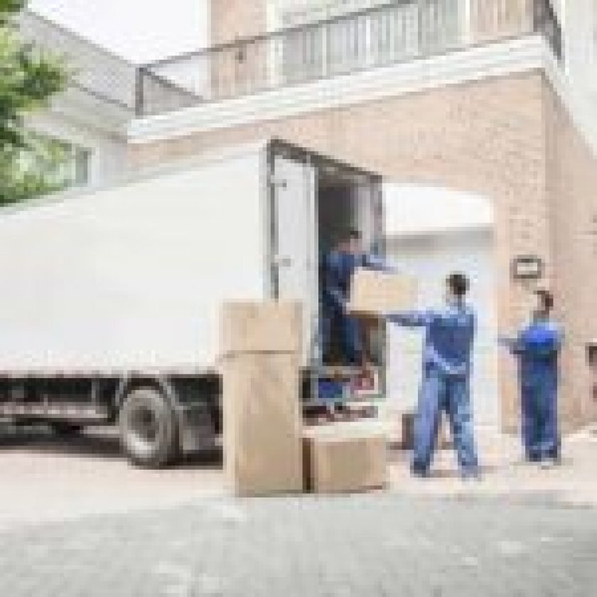 moving and storage companies